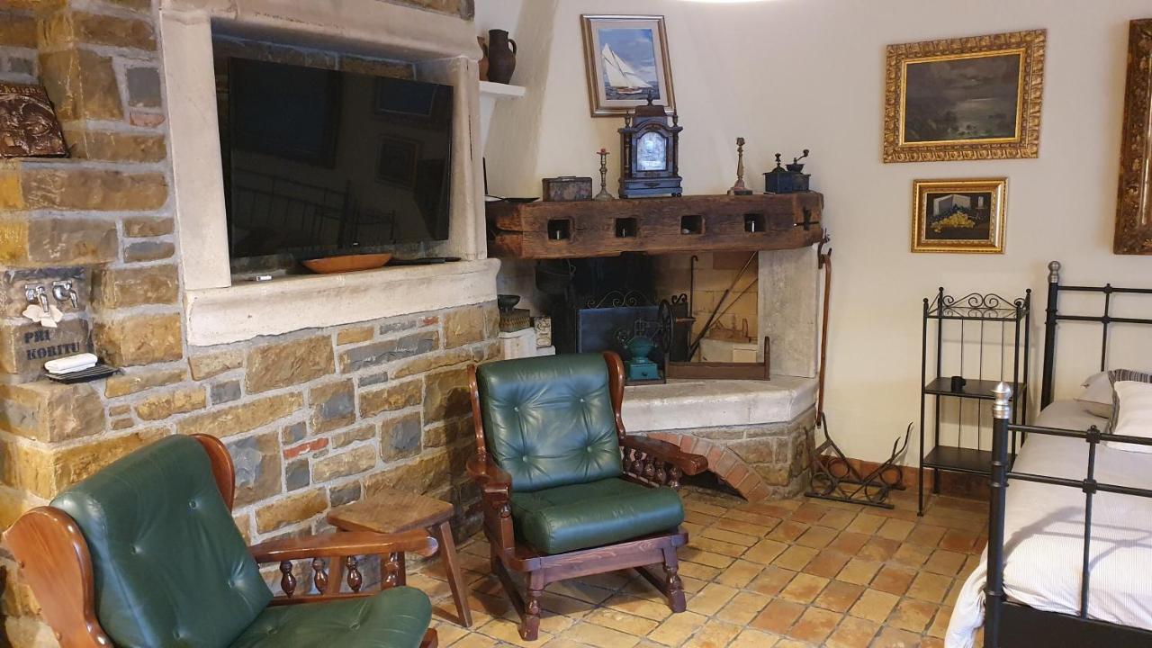 Studio-apartments Monfort Apartmán
